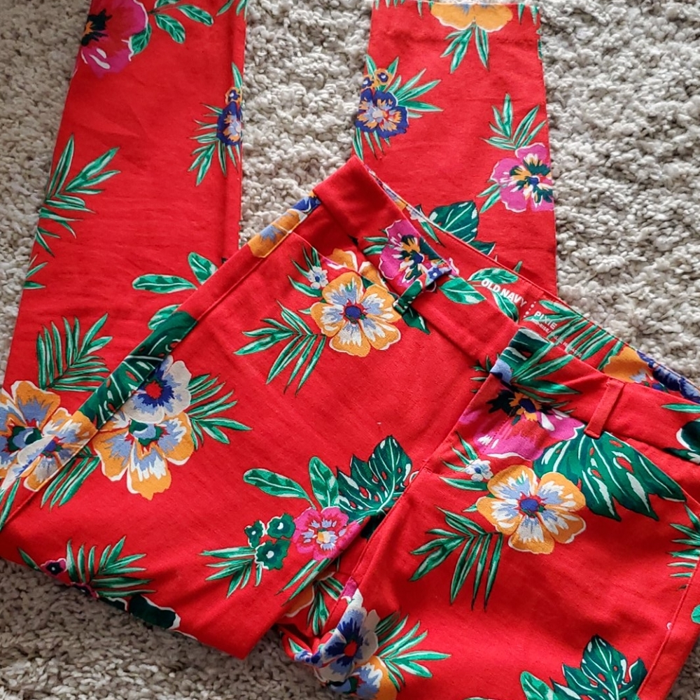 Old Navy Cropped Pants